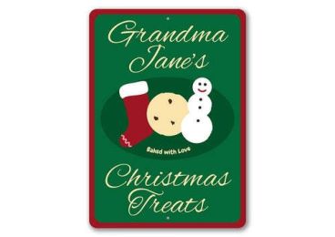 Christmas Treats Sign (size: 10 x 14 inches)